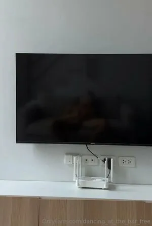 Dancing At The Bar Free OnlyFans Leaked Free Thumbnail Picture - #ecrNVLtPkk