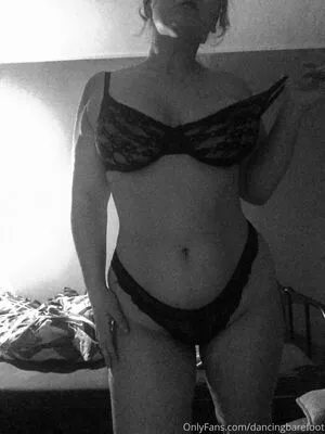Dancingbarefoot OnlyFans Leaked Free Thumbnail Picture - #F2gvqcJjxV