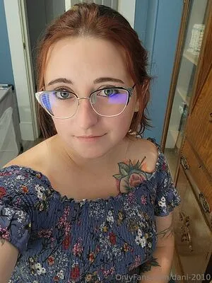 Dani OnlyFans Leaked Free Thumbnail Picture - #wUEyisanFb