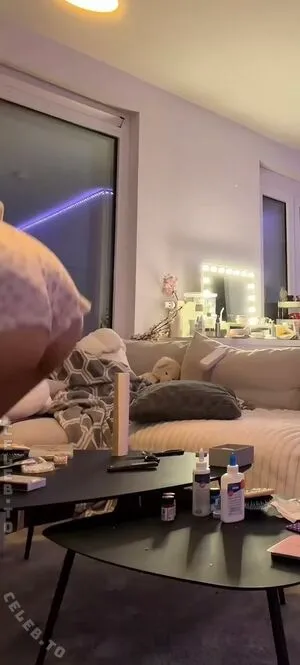 Dani Klieber OnlyFans Leaked Free Thumbnail Picture - #tEtkQ2kAv4