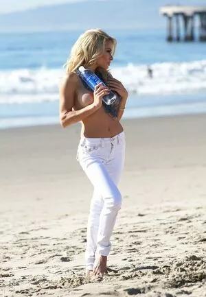 Dani Mathers OnlyFans Leaked Free Thumbnail Picture - #NukpisGgAd