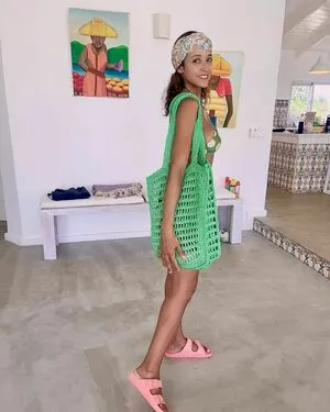 Dania Ramirez OnlyFans Leaked Free Thumbnail Picture - #E0Fpd2odZN
