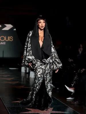 Dania Ramirez OnlyFans Leaked Free Thumbnail Picture - #XIMQvPOzgn