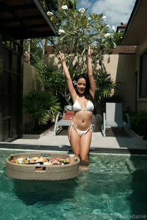 Danie Jane Daniejanemuse OnlyFans Leaked Free Thumbnail Picture - #CGGqm5X6wo