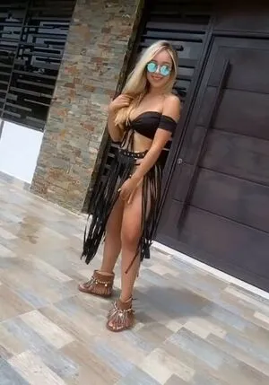Daniela Tabares OnlyFans Leaked Free Thumbnail Picture - #XVTIcriTWT
