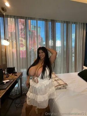 Danielaof21 OnlyFans Leaked Free Thumbnail Picture - #4V1EHlEnDG
