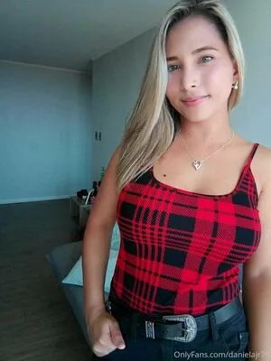 Danielaoficial18 OnlyFans Leaked Free Thumbnail Picture - #cqknGE7XCT