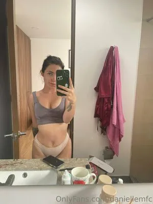 Danielaq OnlyFans Leaked Free Thumbnail Picture - #hcZUZcE7uc