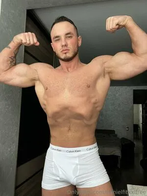 Danielfitxxlfree OnlyFans Leaked Free Thumbnail Picture - #OPF8Br0lf3