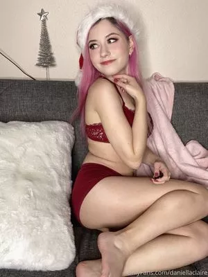 Daniella Claire OnlyFans Leaked Free Thumbnail Picture - #EeezjPnrND