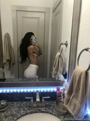 Daniella Lopez OnlyFans Leaked Free Thumbnail Picture - #WEWK4ohi31