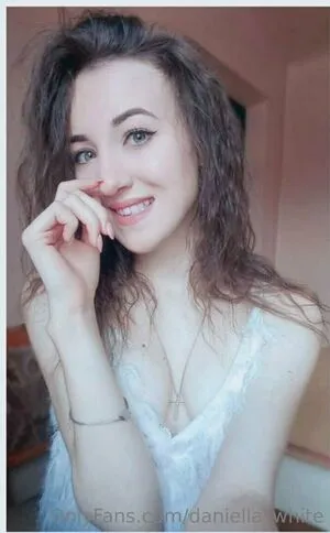 Daniella White OnlyFans Leaked Free Thumbnail Picture - #xlCaAaaH0W