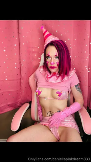 Daniellapinkdream333 OnlyFans Leaked Free Thumbnail Picture - #2yGvs13mHj