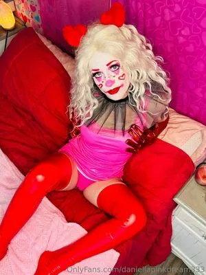 Daniellapinkdream333 OnlyFans Leaked Free Thumbnail Picture - #eFONwFYAda