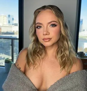 Danielle Bradbery OnlyFans Leaked Free Thumbnail Picture - #3JaGPFoTeF