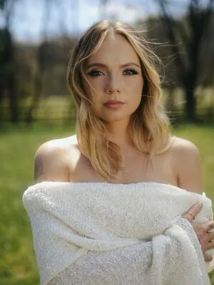 Danielle Bradbery OnlyFans Leaked Free Thumbnail Picture - #ab9s7m9zXI