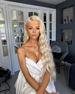 Danielle Harold OnlyFans Leaked Free Thumbnail Picture - #v1RW6xEZkf