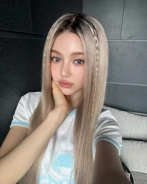 Danielle Marsh OnlyFans Leaked Free Thumbnail Picture - #1c3FLKmu8v