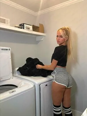 Danielle Moinet OnlyFans Leaked Free Thumbnail Picture - #FZXqY7hWa7