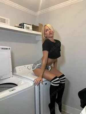 Danielle Moinet OnlyFans Leaked Free Thumbnail Picture - #IMrIaLFp4M