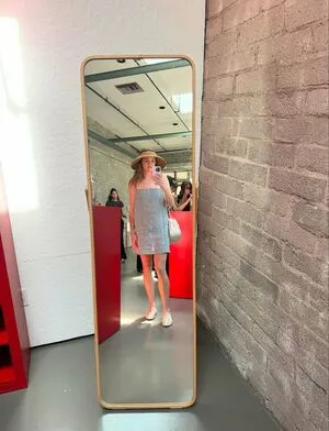 Danielle Panabaker OnlyFans Leaked Free Thumbnail Picture - #DE0kQde9p1