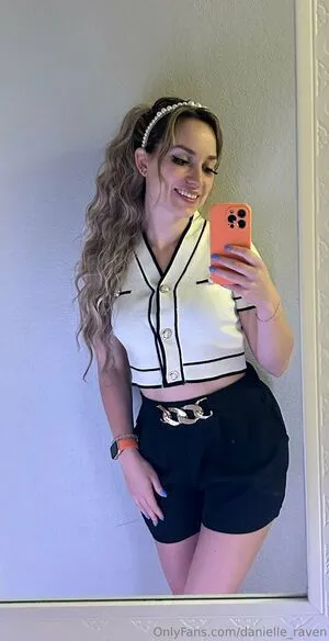 Danielle Raven OnlyFans Leaked Free Thumbnail Picture - #1wArf4vXc6