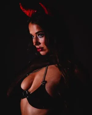 Danielle Webb OnlyFans Leaked Free Thumbnail Picture - #TMRjM9dxBW