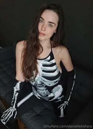Danielleksharp OnlyFans Leaked Free Thumbnail Picture - #pmwjg9YuUc
