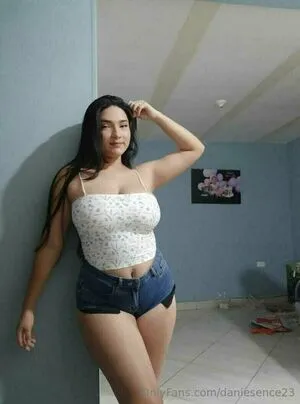 Daniesence23 OnlyFans Leaked Free Thumbnail Picture - #Qk19nEuVaK