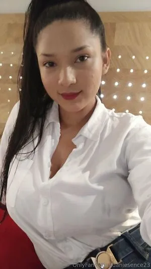 Daniesence23 OnlyFans Leaked Free Thumbnail Picture - #yFBSPnUcSH
