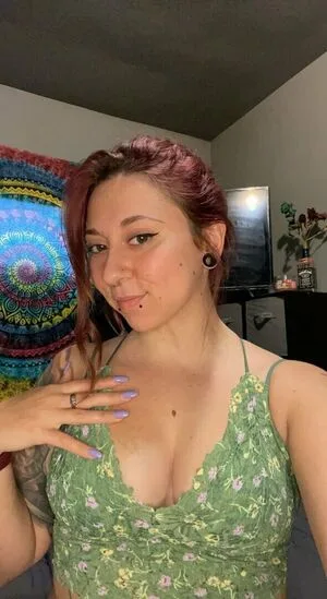 Danigoodisonn OnlyFans Leaked Free Thumbnail Picture - #ORJMiGnrX7