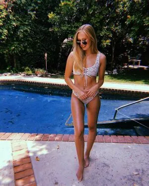 Danika Yarosh OnlyFans Leaked Free Thumbnail Picture - #oEMGo5u5Za