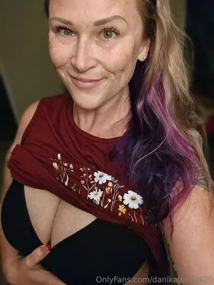Danikajones420 OnlyFans Leaked Free Thumbnail Picture - #SyWTVj1h0c