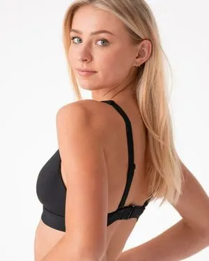 Danique Hosmar OnlyFans Leaked Free Thumbnail Picture - #4byuoLlB5K