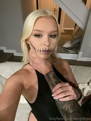 Daniriiifree OnlyFans Leaked Free Thumbnail Picture - #MCEgZ9YarL