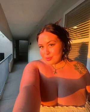Danis Figure OnlyFans Leaked Free Thumbnail Picture - #2e7DO3MaUM