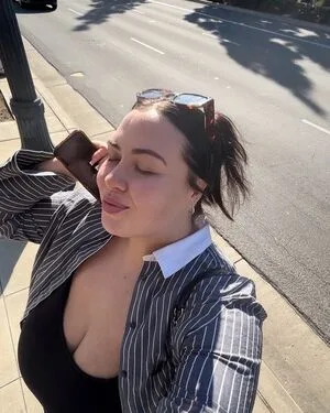 Danis Figure OnlyFans Leaked Free Thumbnail Picture - #sDDLwaFJyl