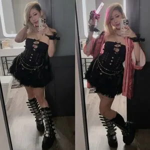 Danisaurz OnlyFans Leaked Free Thumbnail Picture - #2Lx4k9TmTe