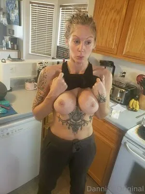 Danni G OnlyFans Leaked Free Thumbnail Picture - #UrLhY3rrjj