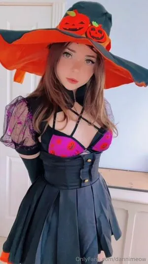 Danni Meow OnlyFans Leaked Free Thumbnail Picture - #oUtMyKuMCO
