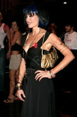 Danni Minogue OnlyFans Leaked Free Thumbnail Picture - #3at7VEnuw4