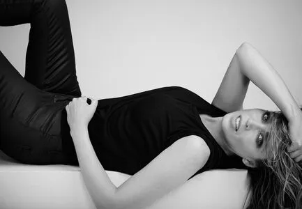 Danni Minogue OnlyFans Leaked Free Thumbnail Picture - #ASenRTYKTt