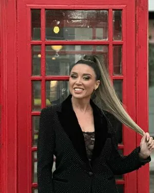 Danni Minogue OnlyFans Leaked Free Thumbnail Picture - #AyClAhBfPL
