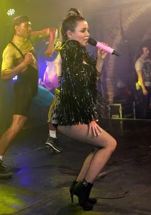 Danni Minogue OnlyFans Leaked Free Thumbnail Picture - #EvDDsSQabl