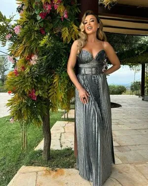 Danni Minogue OnlyFans Leaked Free Thumbnail Picture - #IDv7wk9O68