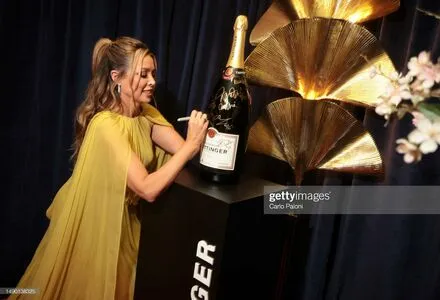 Danni Minogue OnlyFans Leaked Free Thumbnail Picture - #XjMtUYXpbW