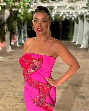 Danni Minogue OnlyFans Leaked Free Thumbnail Picture - #kCD1EG92IE