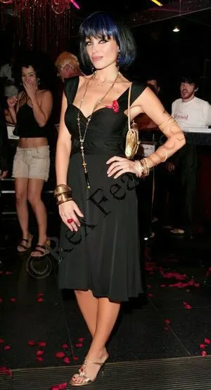 Danni Minogue OnlyFans Leaked Free Thumbnail Picture - #p4qnsthyqG