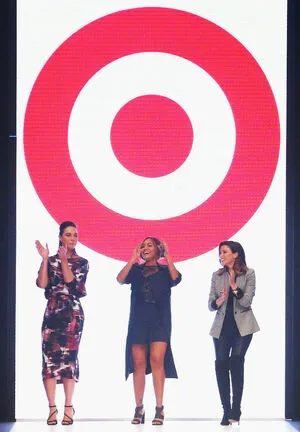 Danni Minogue OnlyFans Leaked Free Thumbnail Picture - #pTIu3ibPNM