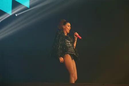 Danni Minogue OnlyFans Leaked Free Thumbnail Picture - #tXIclQKbbf